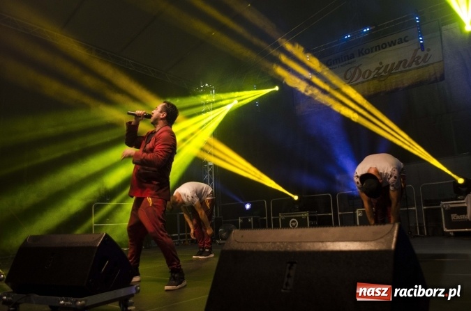 Zdjęcie w galerii na portalu naszraciborz.pl: Boys na finał kornowackich dożynek  wiadomości z regionu