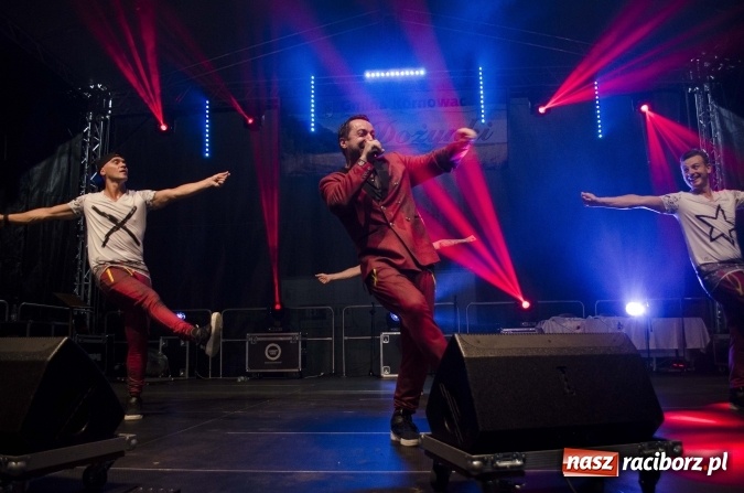 Zdjęcie w galerii na portalu naszraciborz.pl: Boys na finał kornowackich dożynek  wiadomości z regionu