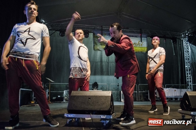 Zdjęcie w galerii na portalu naszraciborz.pl: Boys na finał kornowackich dożynek  wiadomości z regionu