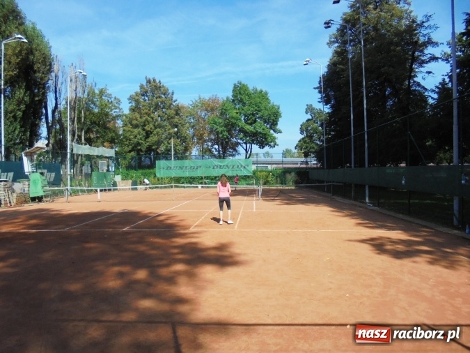 Zdjęcie w galerii na portalu naszraciborz.pl: Puchar Prezydenta Miasta Raciborza dla tenisisty z Kietrza  wiadomości z regionu