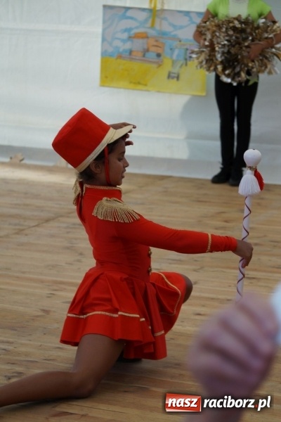 Zdjęcie w galerii na portalu naszraciborz.pl: Barwnie na dożynkach parafialnych w Zawadzie Książęcej wiadomości z regionu