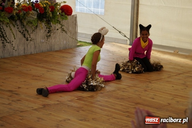 Zdjęcie w galerii na portalu naszraciborz.pl: Barwnie na dożynkach parafialnych w Zawadzie Książęcej wiadomości z regionu