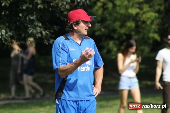 Zdjęcie w galerii na portalu naszraciborz.pl: Cyprzan&oacute;w i Wojnowice mistrzami i wicemistrzami na Mistrzostwach Polski junior&oacute;w gry w Palanta wiadomości z regionu