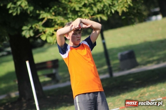 Zdjęcie w galerii na portalu naszraciborz.pl: Cyprzan&oacute;w i Wojnowice mistrzami i wicemistrzami na Mistrzostwach Polski junior&oacute;w gry w Palanta wiadomości z regionu