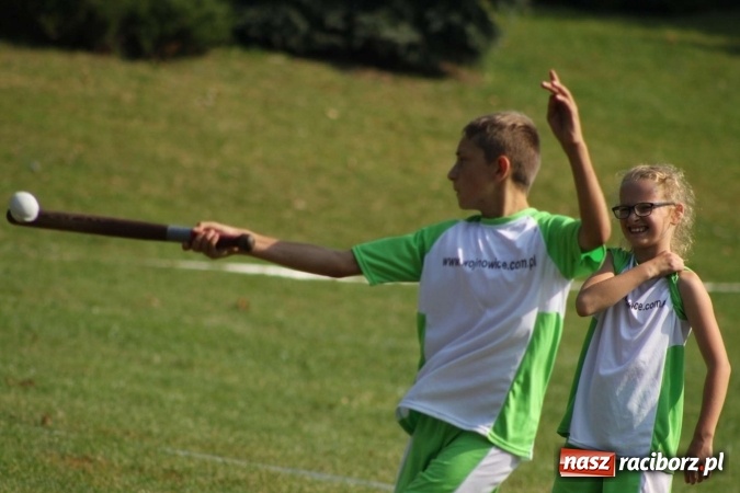 Zdjęcie w galerii na portalu naszraciborz.pl: Cyprzan&oacute;w i Wojnowice mistrzami i wicemistrzami na Mistrzostwach Polski junior&oacute;w gry w Palanta wiadomości z regionu