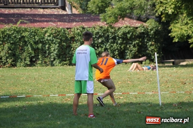 Zdjęcie w galerii na portalu naszraciborz.pl: Cyprzan&oacute;w i Wojnowice mistrzami i wicemistrzami na Mistrzostwach Polski junior&oacute;w gry w Palanta wiadomości z regionu