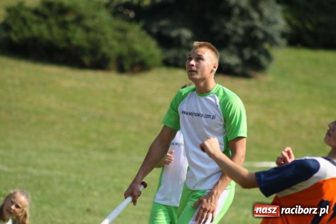 Zdjęcie w galerii na portalu naszraciborz.pl: Cyprzan&oacute;w i Wojnowice mistrzami i wicemistrzami na Mistrzostwach Polski junior&oacute;w gry w Palanta wiadomości z regionu