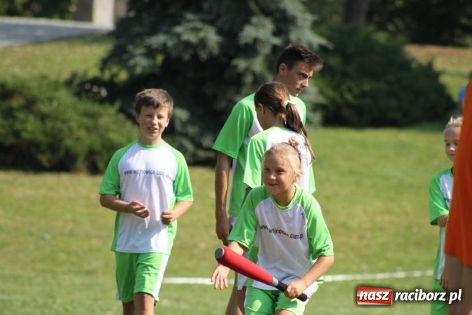 Zdjęcie w galerii na portalu naszraciborz.pl: Cyprzan&oacute;w i Wojnowice mistrzami i wicemistrzami na Mistrzostwach Polski junior&oacute;w gry w Palanta wiadomości z regionu