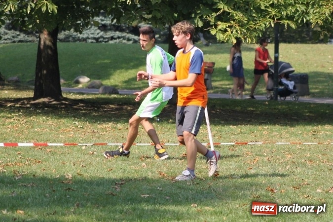 Zdjęcie w galerii na portalu naszraciborz.pl: Cyprzan&oacute;w i Wojnowice mistrzami i wicemistrzami na Mistrzostwach Polski junior&oacute;w gry w Palanta wiadomości z regionu