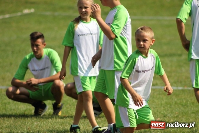 Zdjęcie w galerii na portalu naszraciborz.pl: Cyprzan&oacute;w i Wojnowice mistrzami i wicemistrzami na Mistrzostwach Polski junior&oacute;w gry w Palanta wiadomości z regionu