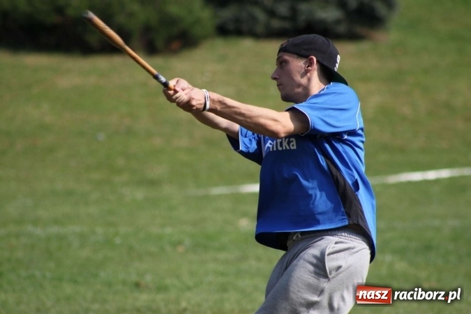 Zdjęcie w galerii na portalu naszraciborz.pl: Cyprzan&oacute;w i Wojnowice mistrzami i wicemistrzami na Mistrzostwach Polski junior&oacute;w gry w Palanta wiadomości z regionu