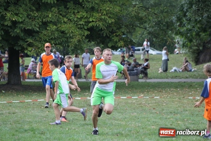 Zdjęcie w galerii na portalu naszraciborz.pl: Cyprzan&oacute;w i Wojnowice mistrzami i wicemistrzami na Mistrzostwach Polski junior&oacute;w gry w Palanta wiadomości z regionu