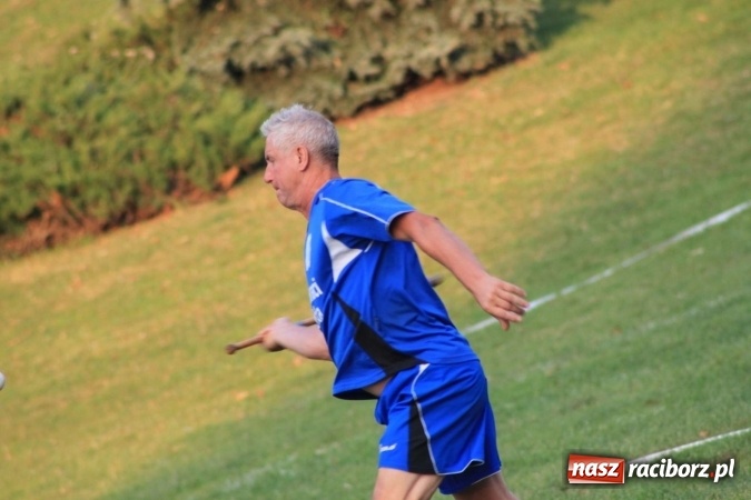 Zdjęcie w galerii na portalu naszraciborz.pl: Cyprzan&oacute;w i Wojnowice mistrzami i wicemistrzami na Mistrzostwach Polski junior&oacute;w gry w Palanta wiadomości z regionu