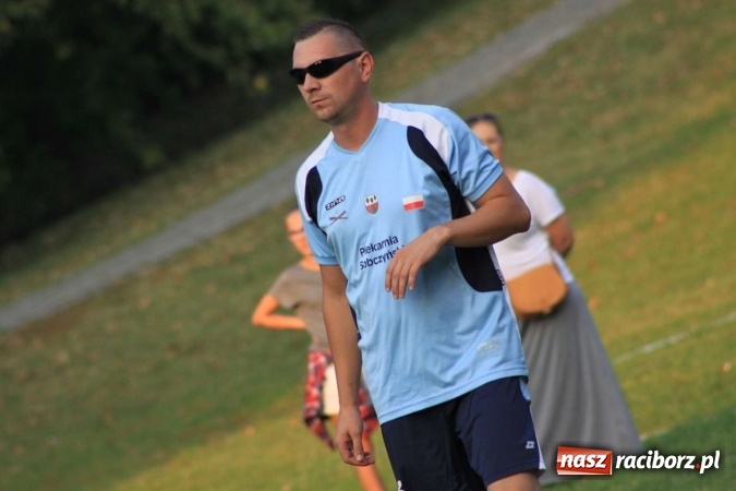 Zdjęcie w galerii na portalu naszraciborz.pl: Cyprzan&oacute;w i Wojnowice mistrzami i wicemistrzami na Mistrzostwach Polski junior&oacute;w gry w Palanta wiadomości z regionu