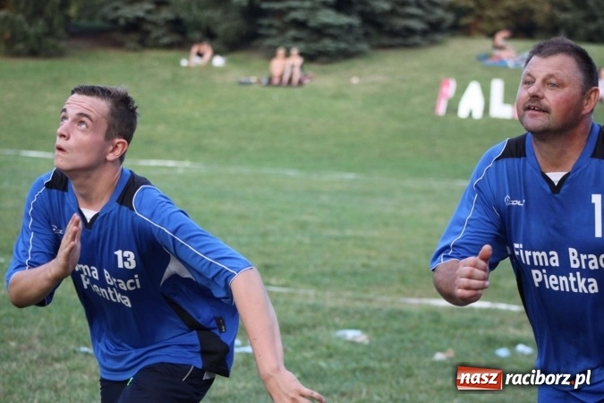 Zdjęcie w galerii na portalu naszraciborz.pl: Cyprzan&oacute;w i Wojnowice mistrzami i wicemistrzami na Mistrzostwach Polski junior&oacute;w gry w Palanta wiadomości z regionu