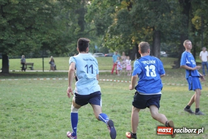 Zdjęcie w galerii na portalu naszraciborz.pl: Cyprzan&oacute;w i Wojnowice mistrzami i wicemistrzami na Mistrzostwach Polski junior&oacute;w gry w Palanta wiadomości z regionu