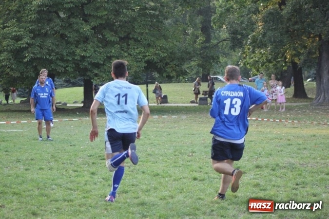 Zdjęcie w galerii na portalu naszraciborz.pl: Cyprzan&oacute;w i Wojnowice mistrzami i wicemistrzami na Mistrzostwach Polski junior&oacute;w gry w Palanta wiadomości z regionu