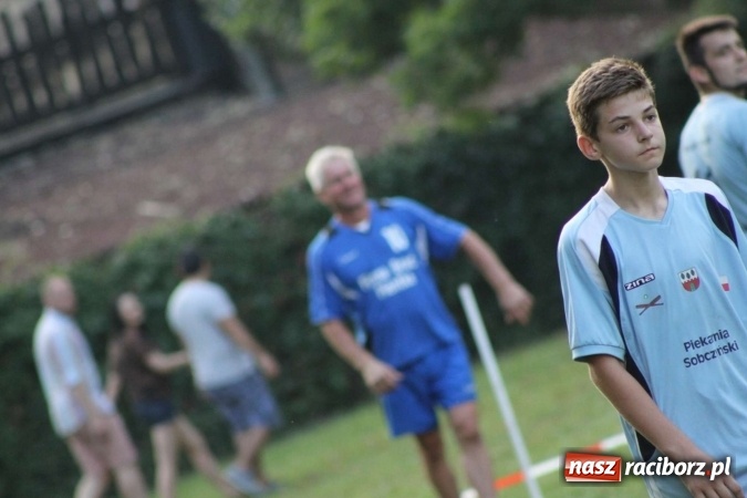 Zdjęcie w galerii na portalu naszraciborz.pl: Cyprzan&oacute;w i Wojnowice mistrzami i wicemistrzami na Mistrzostwach Polski junior&oacute;w gry w Palanta wiadomości z regionu