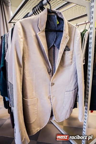 Zdjęcie w galerii na portalu naszraciborz.pl: FASHION WORLD! Nowy sklep z markową odzieżą już otwarty wiadomości z regionu