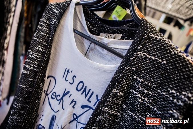 Zdjęcie w galerii na portalu naszraciborz.pl: FASHION WORLD! Nowy sklep z markową odzieżą już otwarty wiadomości z regionu