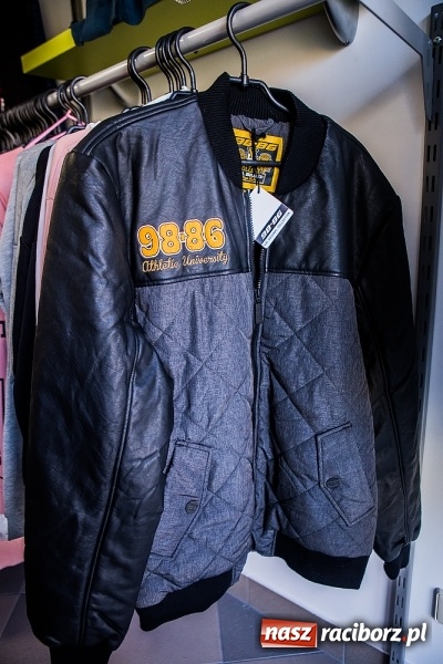 Zdjęcie w galerii na portalu naszraciborz.pl: FASHION WORLD! Nowy sklep z markową odzieżą już otwarty wiadomości z regionu