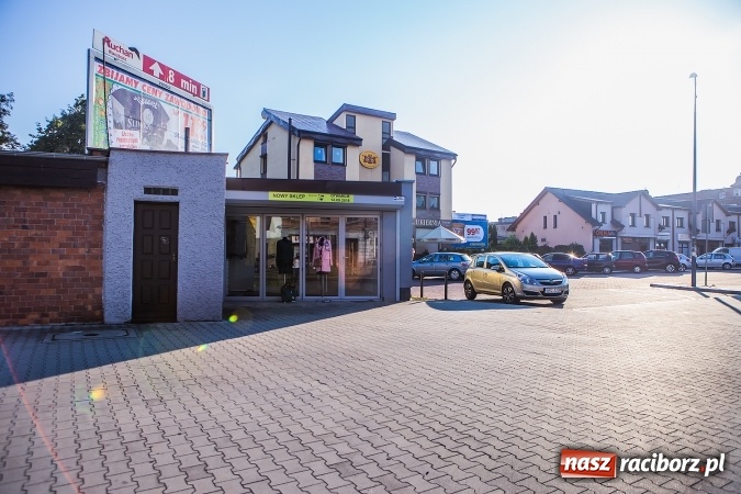 Zdjęcie w galerii na portalu naszraciborz.pl: FASHION WORLD! Nowy sklep z markową odzieżą już otwarty wiadomości z regionu