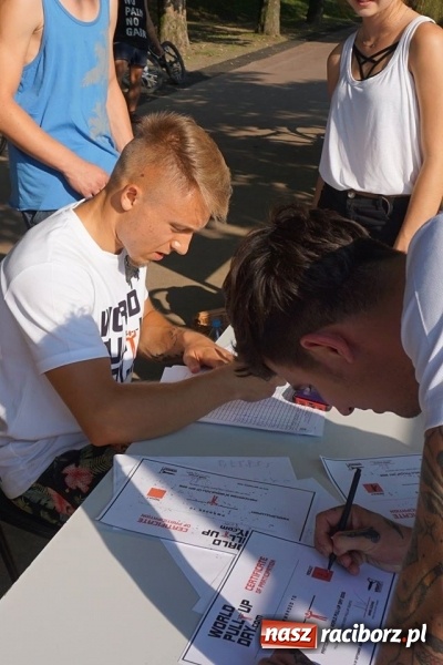 Zdjęcie w galerii na portalu naszraciborz.pl: Dobry wynik Raciborza w czasie World Pull Up Day wiadomości z regionu