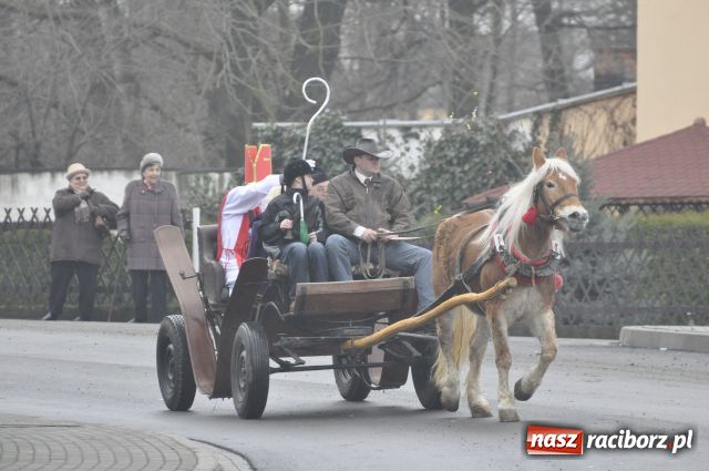 Zdjęcie w galerii na portalu naszraciborz.pl: Jak co roku do Mikołaszka wiadomości z regionu