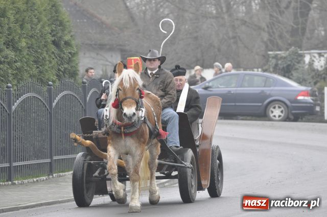 Zdjęcie w galerii na portalu naszraciborz.pl: Jak co roku do Mikołaszka wiadomości z regionu