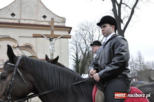 Zdjęcie w galerii na portalu naszraciborz.pl: Jak co roku do Mikołaszka wiadomości z regionu
