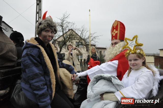Zdjęcie w galerii na portalu naszraciborz.pl: Jak co roku do Mikołaszka wiadomości z regionu