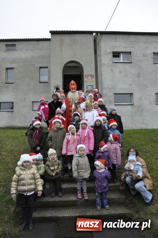 Zdjęcie w galerii na portalu naszraciborz.pl: Jak co roku do Mikołaszka wiadomości z regionu