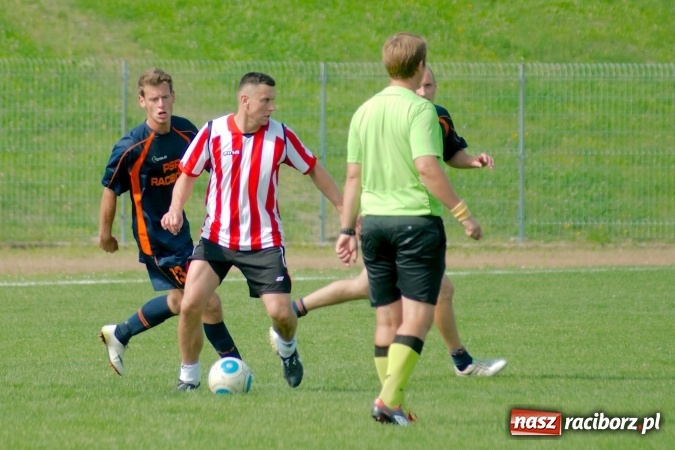 Zdjęcie w galerii na portalu naszraciborz.pl: Strażacy z regionu rywalizowali przy Zamkowej. Reprezentanci PSP Racibórz tuż za podium wiadomości z regionu