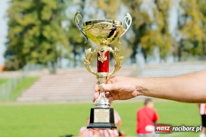 Zdjęcie w galerii na portalu naszraciborz.pl: Strażacy z regionu rywalizowali przy Zamkowej. Reprezentanci PSP Racibórz tuż za podium wiadomości z regionu