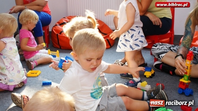 Zdjęcie w galerii na portalu naszraciborz.pl: Klub Malucha: zabawy w wiejskiej zagrodzie  wiadomości z regionu