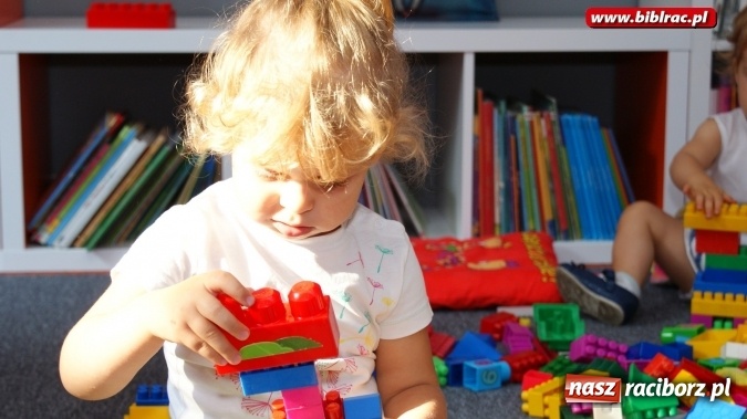 Zdjęcie w galerii na portalu naszraciborz.pl: Klub Malucha: zabawy w wiejskiej zagrodzie  wiadomości z regionu