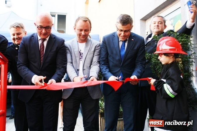 Zdjęcie w galerii na portalu naszraciborz.pl: Uroczyste otwarcie Centrum Edukacji Przeciwpożarowej w Chorzowie wiadomości z regionu