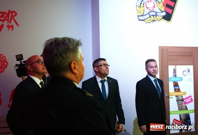 Zdjęcie w galerii na portalu naszraciborz.pl: Uroczyste otwarcie Centrum Edukacji Przeciwpożarowej w Chorzowie wiadomości z regionu