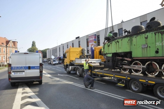 Zdjęcie w galerii na portalu naszraciborz.pl: Operacja Tw53 Halinka. Zobacz na zdjęciach, jak przygotowano parowóz do transportu wiadomości z regionu