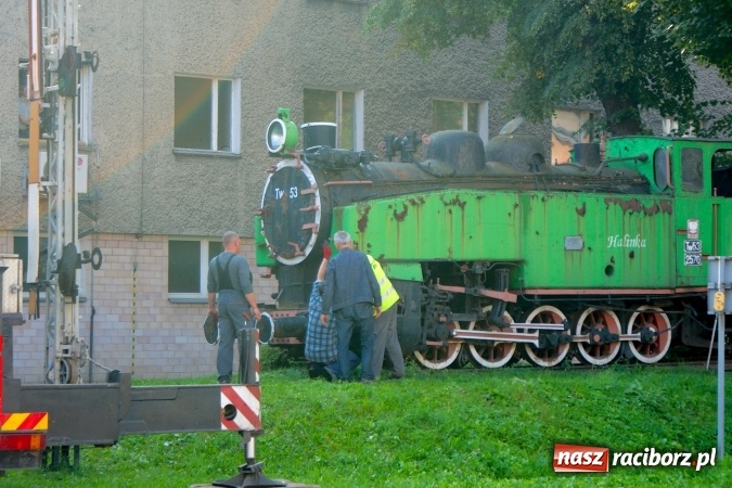 Zdjęcie w galerii na portalu naszraciborz.pl: Operacja Tw53 Halinka. Zobacz na zdjęciach, jak przygotowano parowóz do transportu wiadomości z regionu