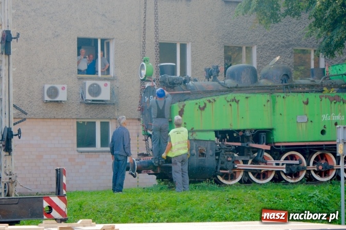 Zdjęcie w galerii na portalu naszraciborz.pl: Operacja Tw53 Halinka. Zobacz na zdjęciach, jak przygotowano parowóz do transportu wiadomości z regionu