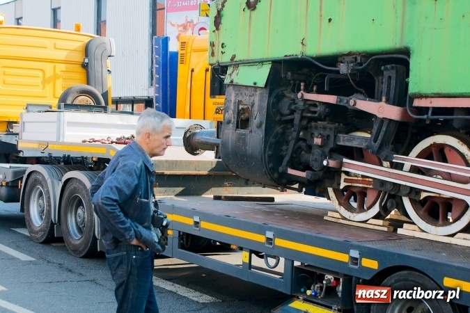 Zdjęcie w galerii na portalu naszraciborz.pl: Operacja Tw53 Halinka. Zobacz na zdjęciach, jak przygotowano parowóz do transportu wiadomości z regionu