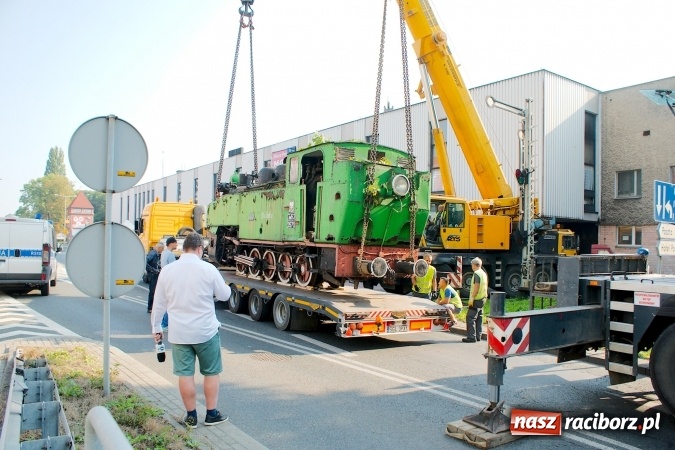 Zdjęcie w galerii na portalu naszraciborz.pl: Operacja Tw53 Halinka. Zobacz na zdjęciach, jak przygotowano parowóz do transportu wiadomości z regionu