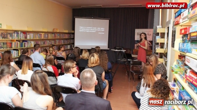Zdjęcie w galerii na portalu naszraciborz.pl: Foto-konfrontacje w raciborskiej bibliotece  wiadomości z regionu