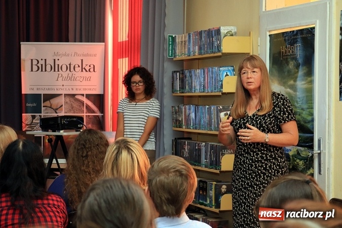 Zdjęcie w galerii na portalu naszraciborz.pl: Foto-konfrontacje w raciborskiej bibliotece  wiadomości z regionu
