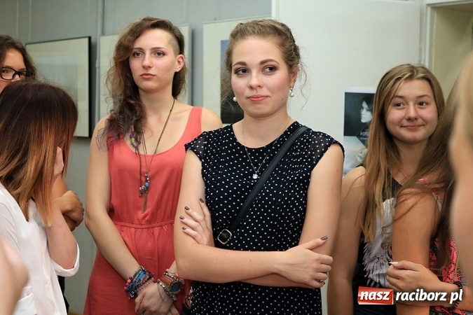 Zdjęcie w galerii na portalu naszraciborz.pl: Foto-konfrontacje w raciborskiej bibliotece  wiadomości z regionu