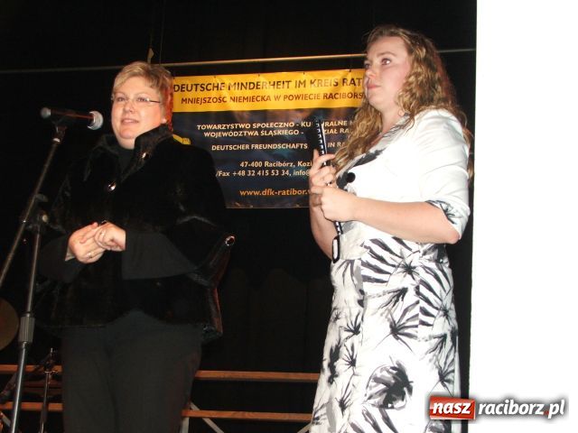 Zdjęcie w galerii na portalu naszraciborz.pl: Po niemiecku na skrzypeczkach i na tarce wiadomości z regionu