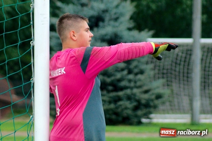Zdjęcie w galerii na portalu naszraciborz.pl: Juniorzy młodsi: Drużyna Tworkowa lepsza od Pawłowa wiadomości z regionu
