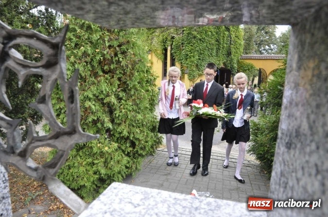Zdjęcie w galerii na portalu naszraciborz.pl: 17 września 1939 roku - Racibórz pamięta! Apel Sybiraków na Jeruzalem wiadomości z regionu