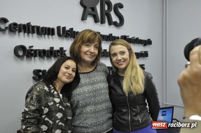 Zdjęcie w galerii na portalu naszraciborz.pl: Elżbieta Biskup i Hania Hołek od dziś wsp&oacute;lnie kręcą biznes. Otworzyły laboratorium piosenki wiadomości z regionu